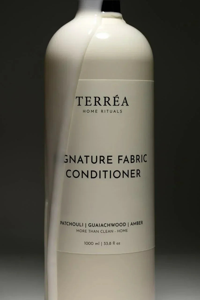 Close-up of Terréa fabric conditioner in a cream matte bottle, 1000 ml