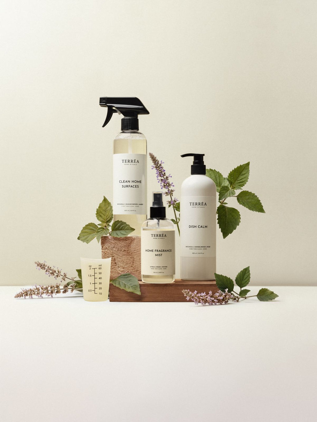 Terréa home set: Clean Home Surfaces 500 ml, Dish Calm 500 ml, Home Fragrance Mist 250 ml with measuring cup and herbs